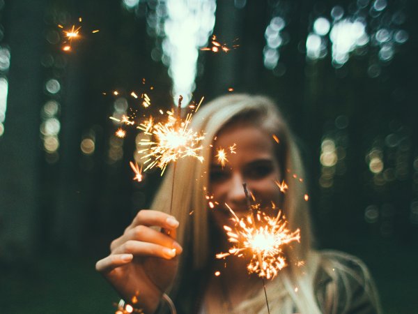 Regala felicidad, regala suscripciones mensuales de Private Box Club - la app para disfrutar de Invitaciones y Promociones.